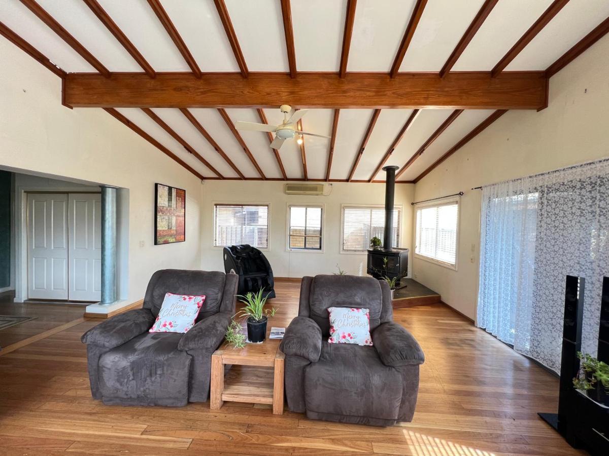 Cosy 4Br Home 15 Minutes Away From Melbourne Airport St Albans Екстер'єр фото